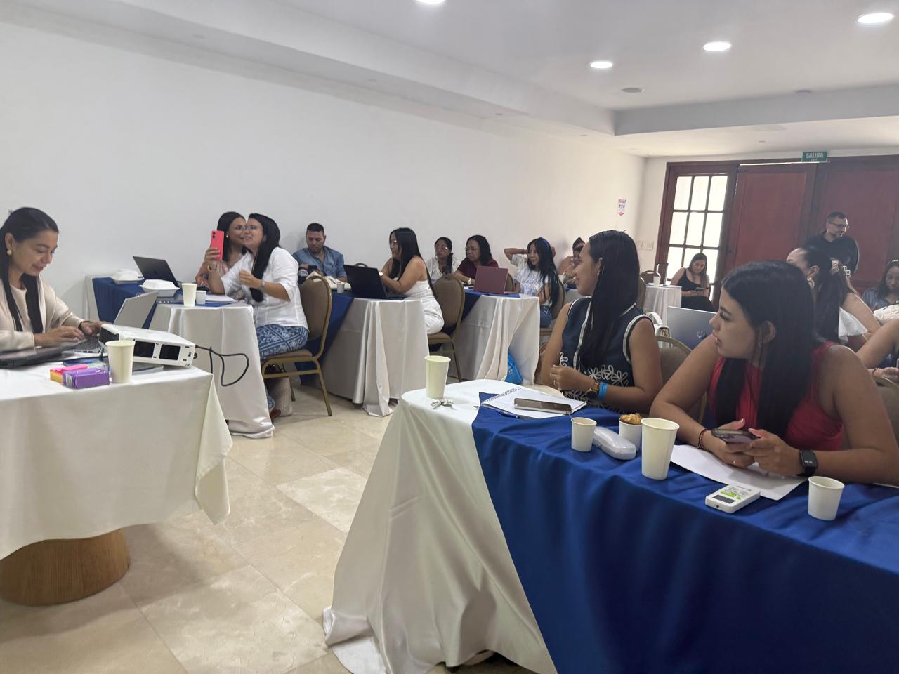 Aula de trabajo · Auditores activos